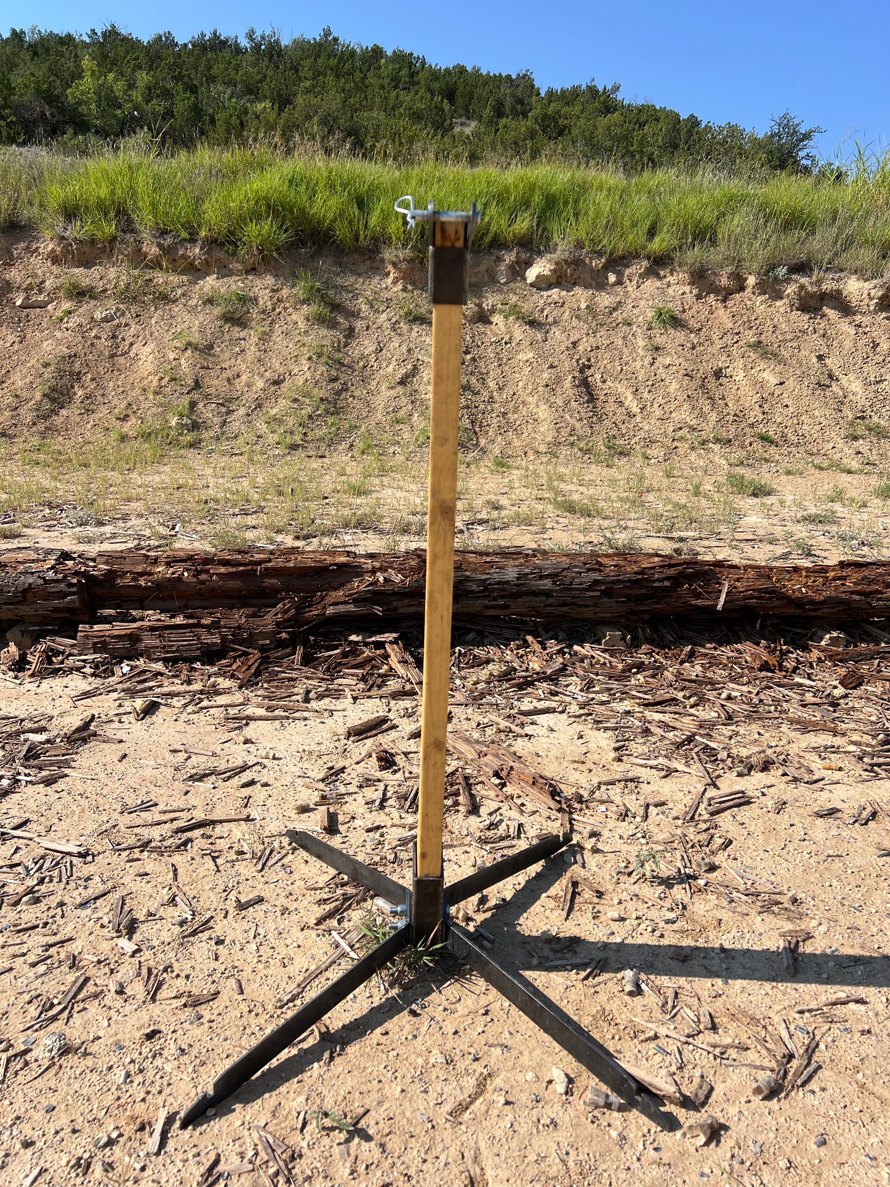 Range Stand and  Quick Release Hanger