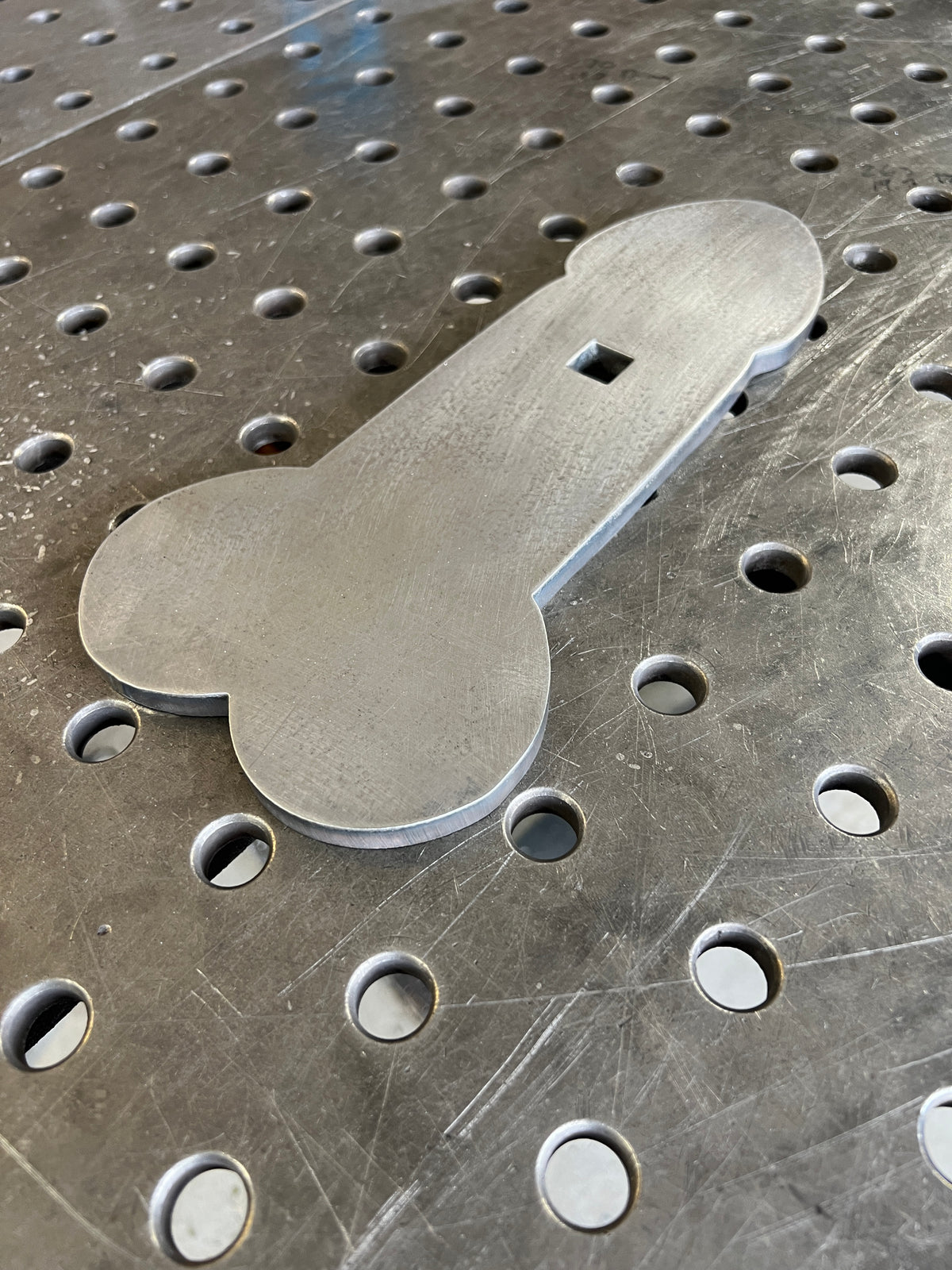 Dong Gong AR500 Steel Target – 3/8″ Thick Heavy‑Duty Steel Shooting Plate