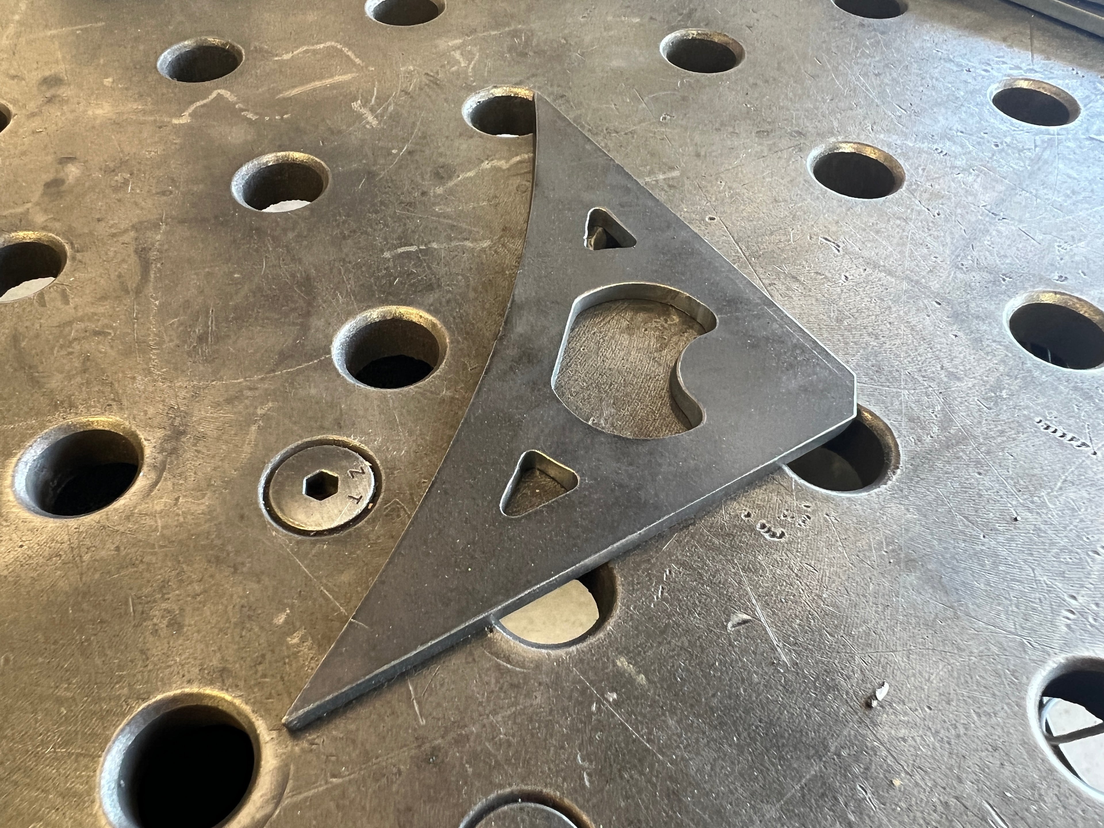 Weld On 4x4in 90 Degree Gusset with bottle opener cut- 5 pack
